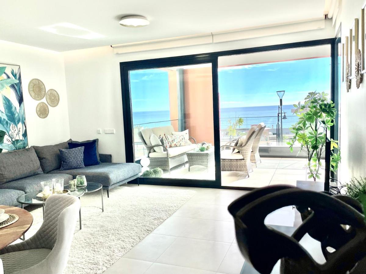 Luxury 3 Bedroom Apartment 300M From The Beach Fuengirola Zewnętrze zdjęcie