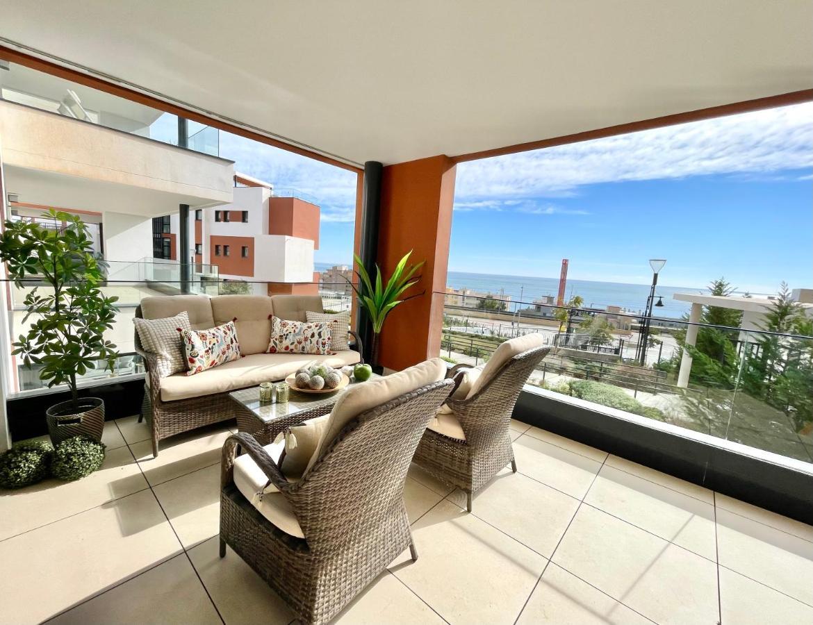 Luxury 3 Bedroom Apartment 300M From The Beach Fuengirola Zewnętrze zdjęcie