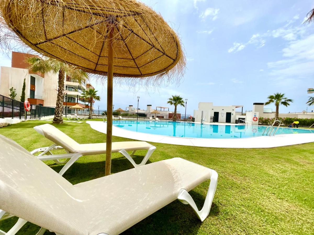 Luxury 3 Bedroom Apartment 300M From The Beach Fuengirola Zewnętrze zdjęcie