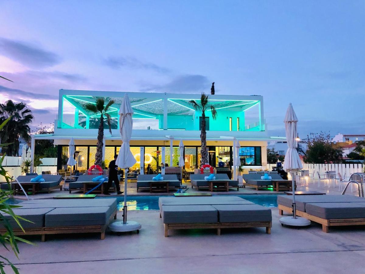 Luxury 3 Bedroom Apartment 300M From The Beach Fuengirola Zewnętrze zdjęcie